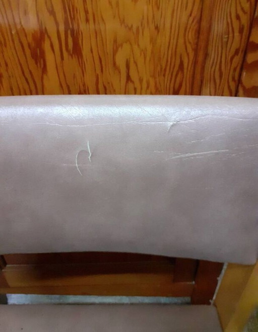 Stuhlset im skandinavischen Stil