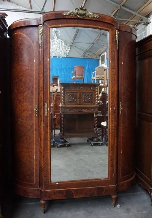 Armadio in stile rococò. Radice di noce, bronzo, madreperla. – kledingkasten, Bronze, Wood, Rococo (photo 2 of 6)