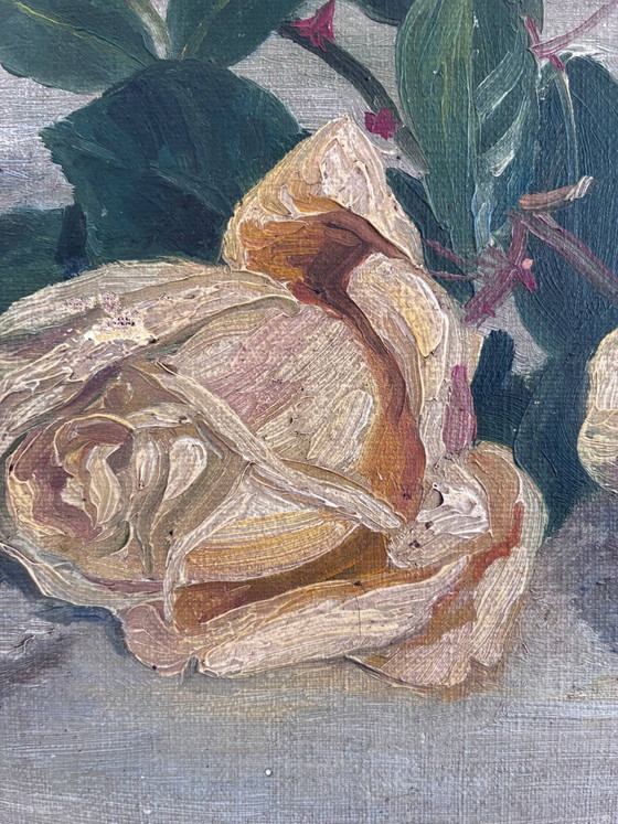 Image 1 of Peinture à l'huile originale ancienne représentant une nature morte de roses jaunes.