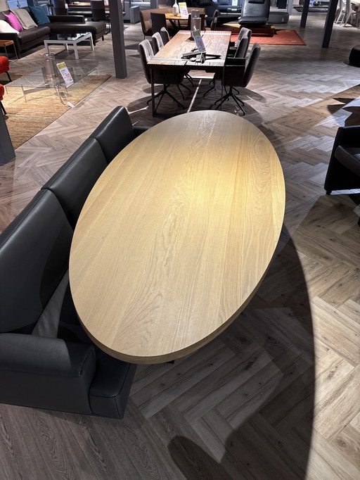 Qliv eetkamertafel Ovaal