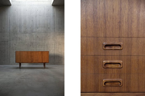 Image 1 of Buffet haut en teck, style scandinave moderne classique vintage, avec tiroirs, années 1960