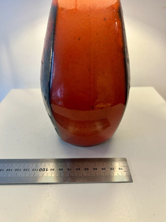 Image 1 of Kabellose Tischlampe – auch für Balkon oder Terrasse geeignet – gefertigt aus einer Vintage-Keramikvase von S. P. Gerz.