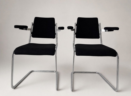Image 1 of 8 vintage Tecta buisframe stoelen – Bauhaus / Jean Prouve