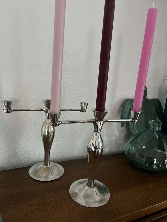 Image 1 of 2 X Zilverkleurige kandelaars 