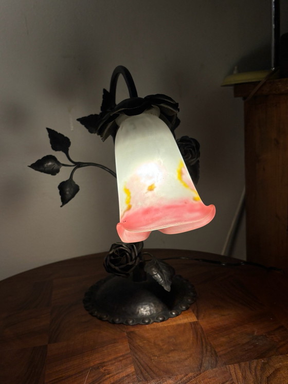 LAMPADA DA TAVOLO ART NOUVEAU MULLER FRÈRES PASTA DI VETRO CIRCA 1920 – Lampade da tavolo, Ferro (photo 2 of 15)