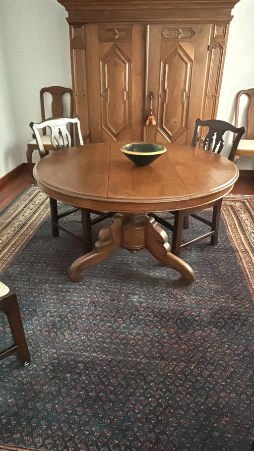 Antique table with 4 chairs