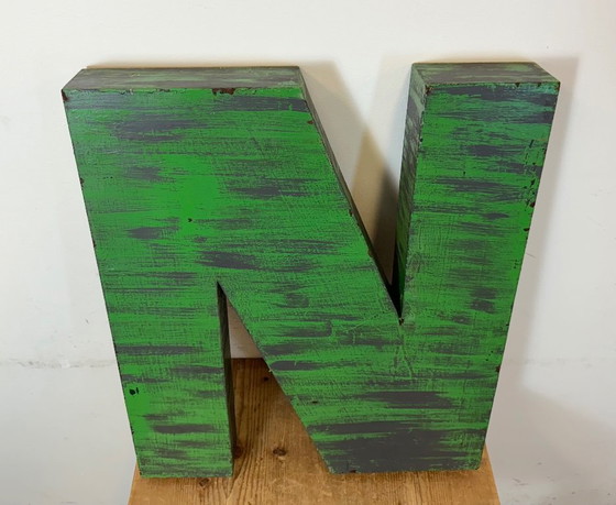 Image 1 of Grande lettera N in ferro verde vintage per facciata, anni '70