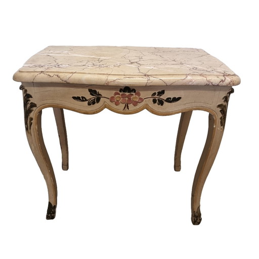 Table vintage peinte avec plateau en marbre