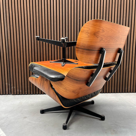 Image 1 of Vitra Eames Lounge Chair - Vintage