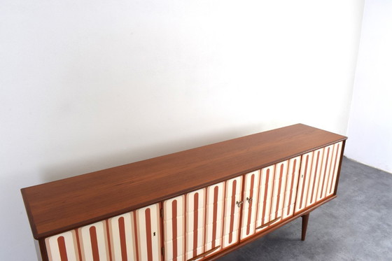 Image 1 of Mid Century Op-Art Handbemaltes Teakholz Sideboard, 1960er Jahre