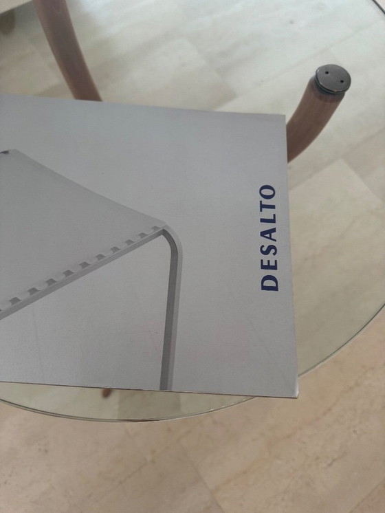 Image 1 of Desalto Tritone bijzettafel