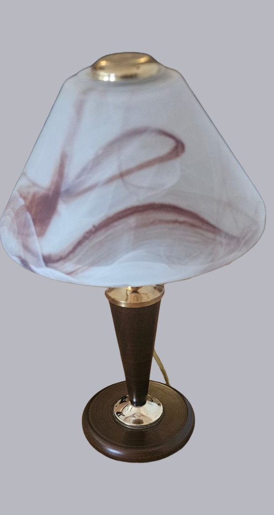 Image 1 of Lampada da tavolo vintage anni '70 - Paralume in vero vetro e marmo - Effetto legno e ottone