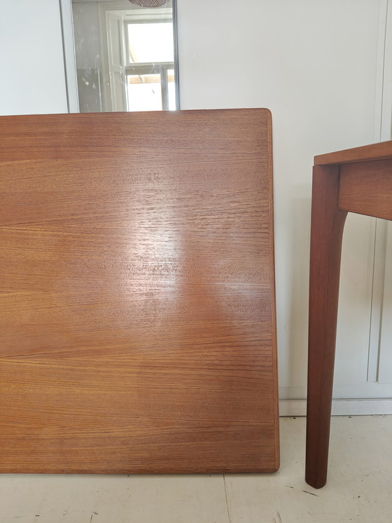 Image 1 of Table de salle à manger vintage | extensible | Henning Kjaernulf | Vejle