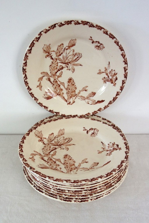 11 platos Gien, diseño Cactus, circa 1900