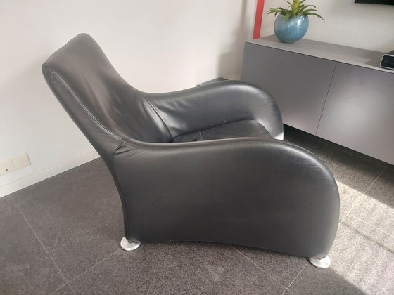 Image 1 of Zwarte leren fautteuille Loge van Montis