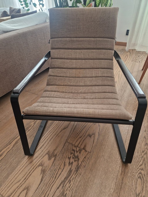 Precioso sillón de diseño Minotti Hopper diseñado por Rodolfo Dondoni.