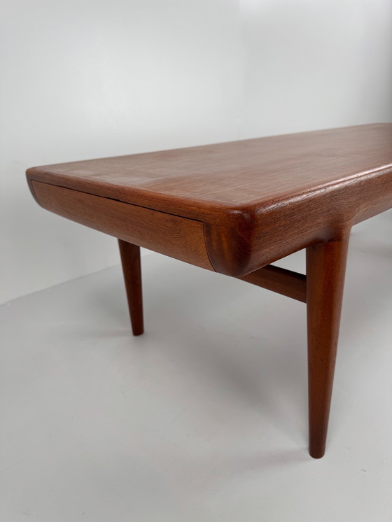 Image 1 of Johannes Andersen Couchtisch für CF Christensen – Dänisches Design mit versteckter Funktionalität