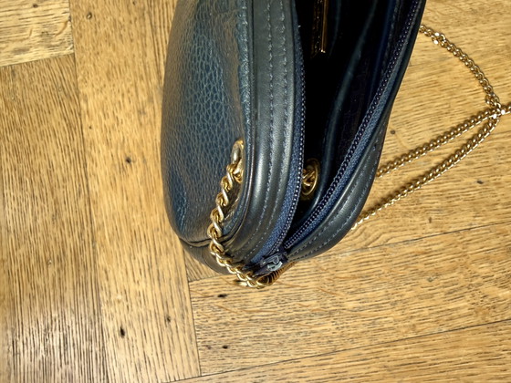 Vintage Christian Dior Schoudertas van Marineblauw Leer en Gouden Ketting – Schoudertassen, Calfskin (photo 5 of 11)