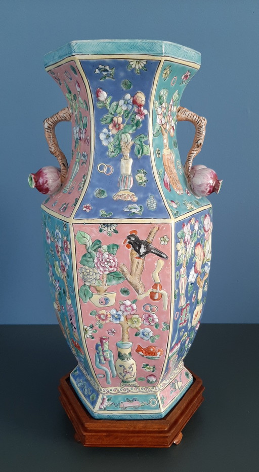 Chinese vase, 1940s