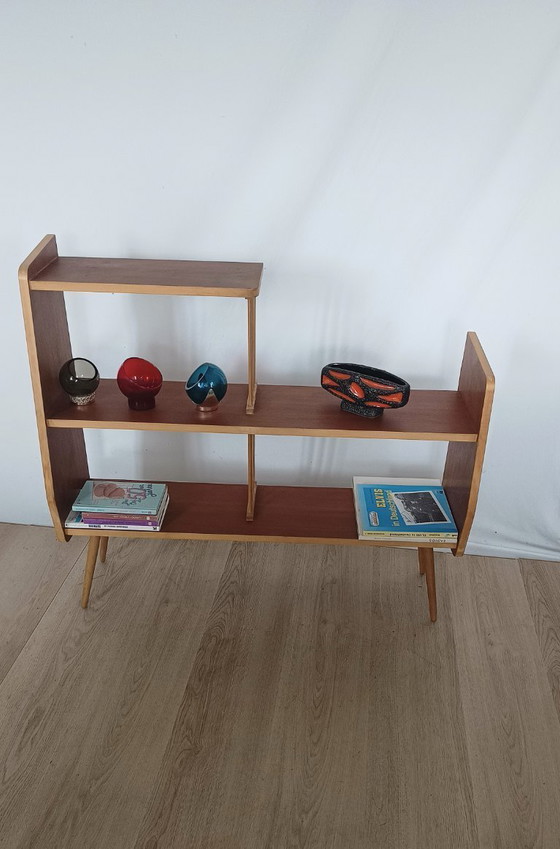 Image 1 of Vrijstaand vintage vijftiger jaren kastje