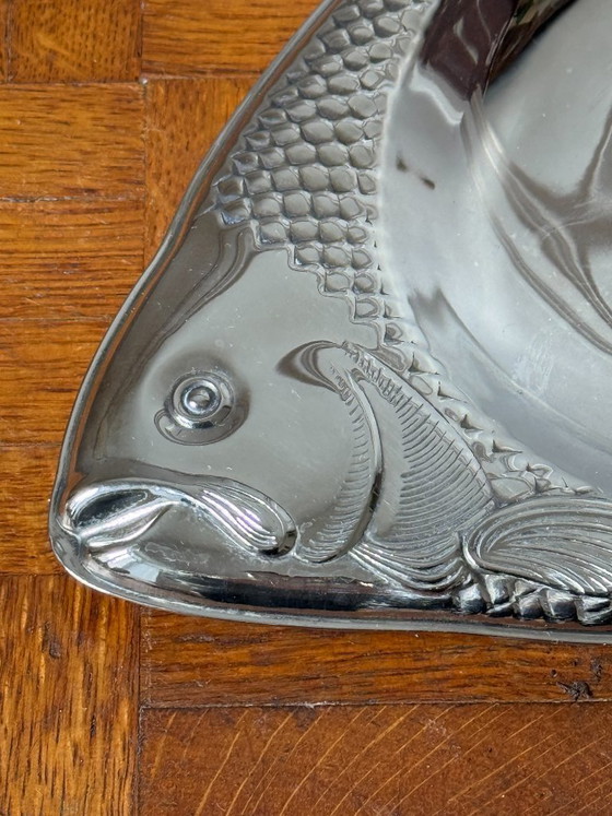 Image 1 of Bandeja de metal plateada para pescado