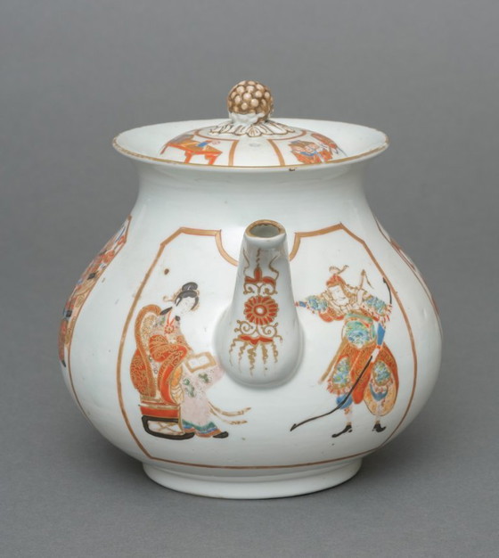 Image 1 of antieke Japanse porseleinen theepot Imari-ware