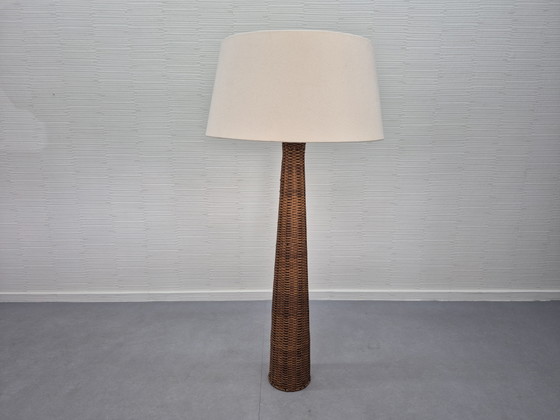 Vintage Staande Lamp Rotan. Vloerlamp Riet. – Vloerlampen, Wicker, Textile (photo 2 of 15)