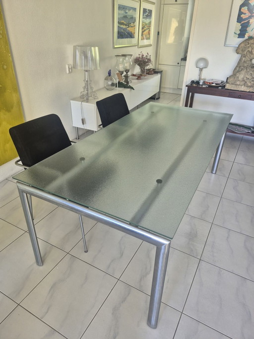 Table de salle à manger en verre avec piètement métallique (200x90 cm)