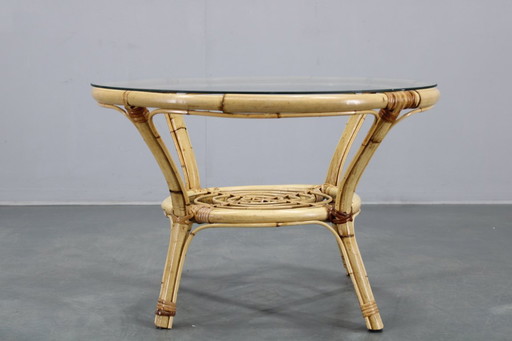 1960s Italian Rattan Round Table with Glass Top