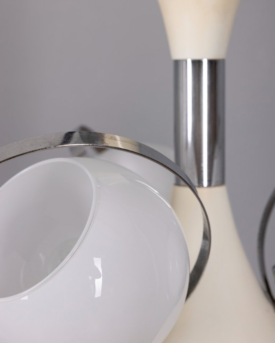 Vintage Italiaanse kroonluchter in Space Age-stijl met glazen lampen, jaren 70 – Glass (photo 8 of 8)