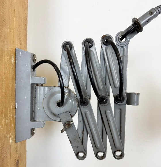 Image 1 of Grijze industriële schaarwandlamp van Elektroinstala, jaren 60