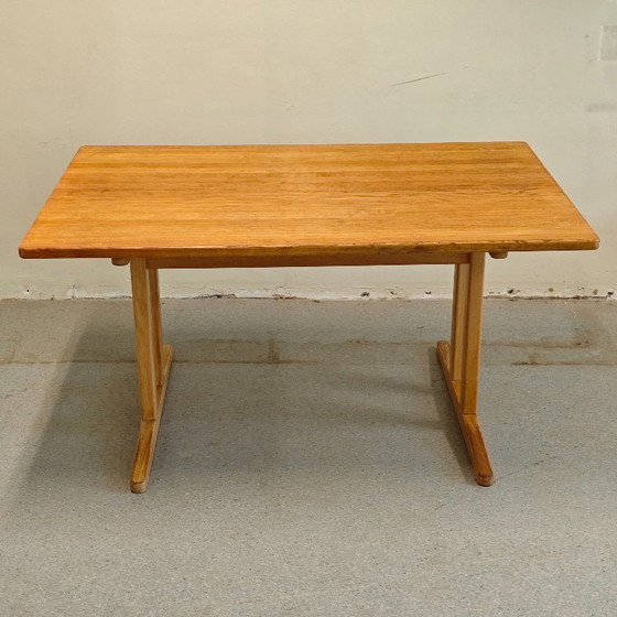 Image 1 of Vintage dining table Børge Mogensen