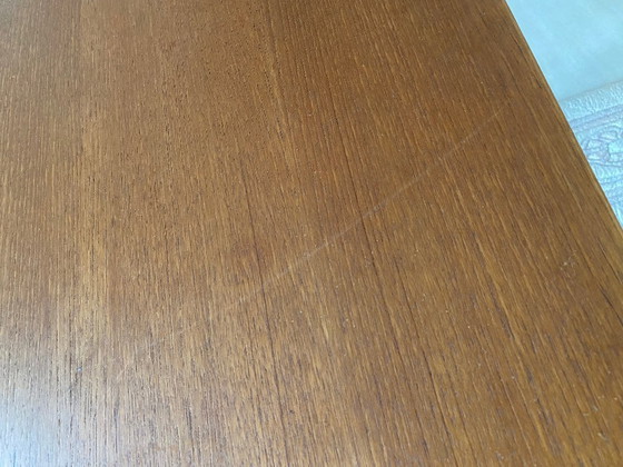 Image 1 of Scrivania svedese di metà secolo in legno di teak