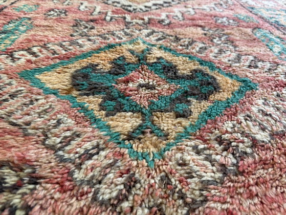 Image 1 of Grand tapis marocain vintage 394 × 204 cm – Berbère des années 1970