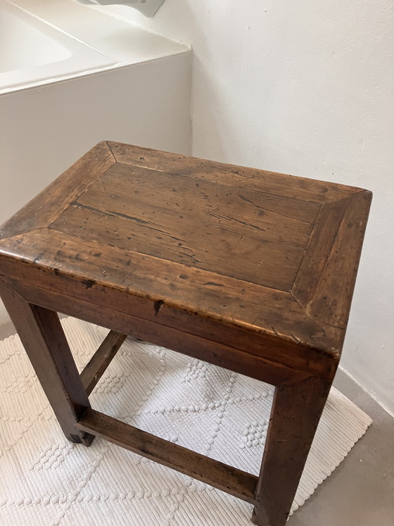 Image 1 of Taburete francés antiguo / Mesita auxiliar / Mesa para plantas
