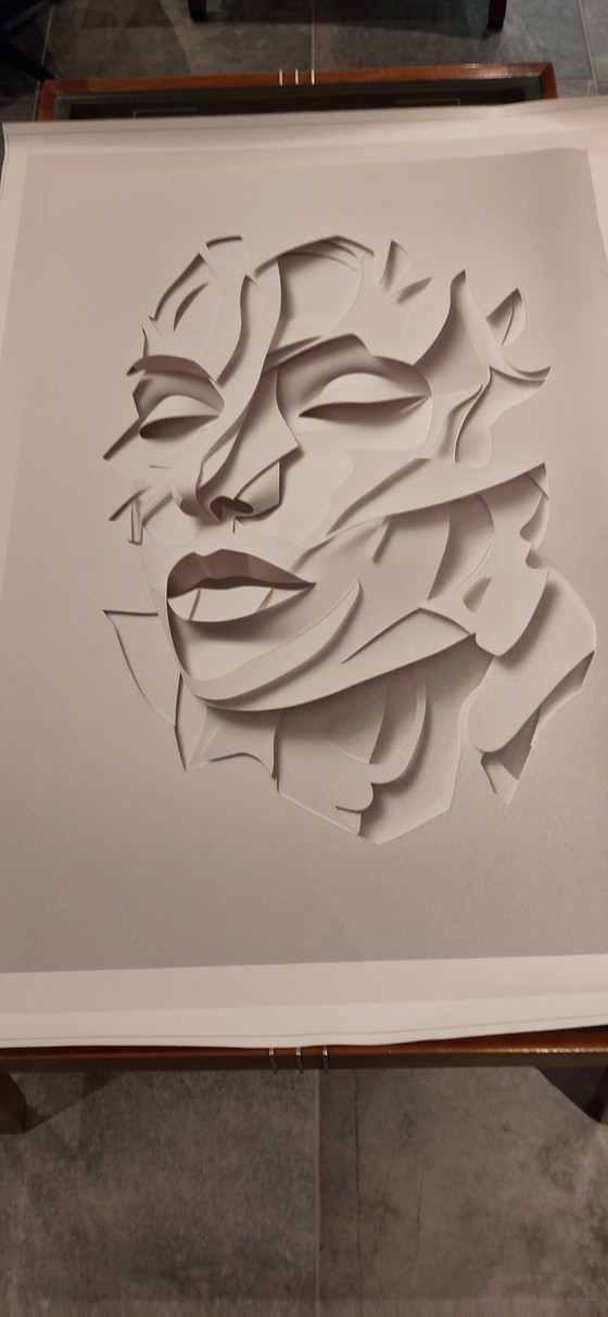 Image 1 of Papierfrau 3 [XXL]