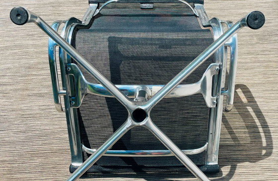 Image 1 of Paar van Vitra Eames Vintage Alu Group armstoelen