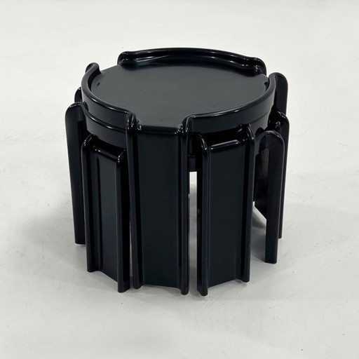 Set zwarte bijzettafels van Giotto Stoppino voor Kartell, jaren 70.