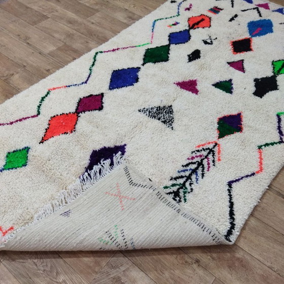 Image 1 of Alfombra bereber colorida – Alfombra marroquí hecha a mano con símbolos geométricos (270 × 144 cm)