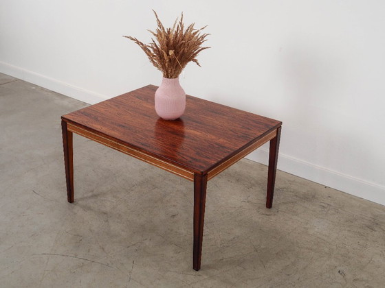 Image 1 of Table basse en palissandre, design danois, années 1970, fabriquée au Danemark