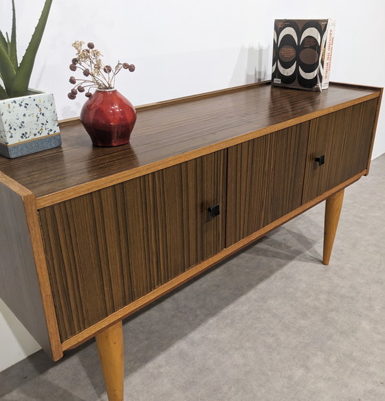 Image 1 of Kleines Sideboard