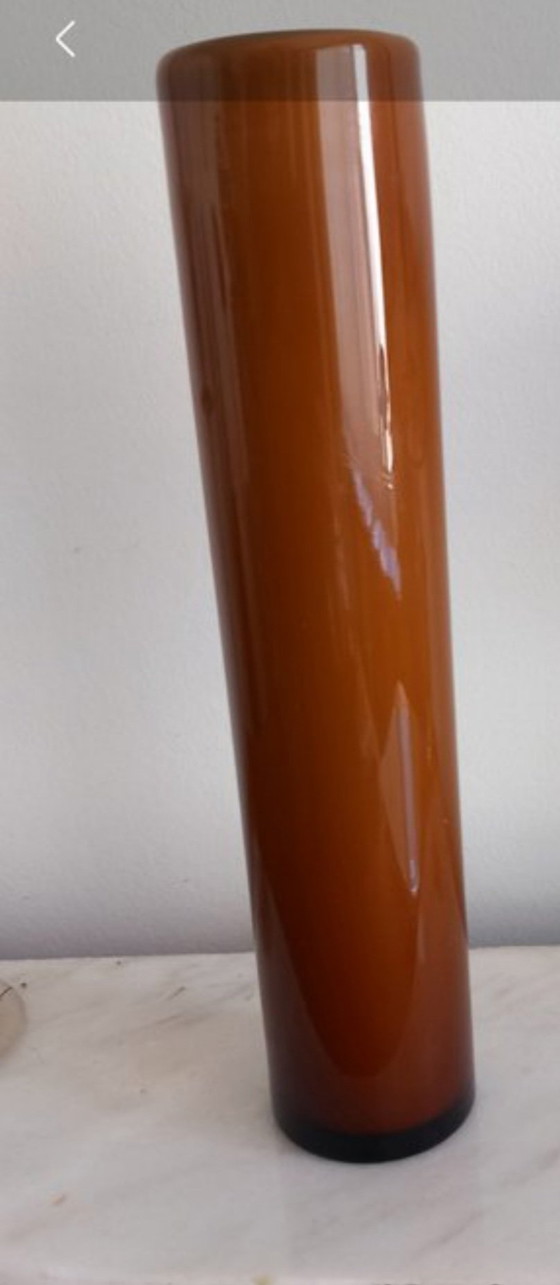 Image 1 of Exceptional tubular opaline uranium vase in the Mid-Century style (circa 1960), Italian tradition of Empoli