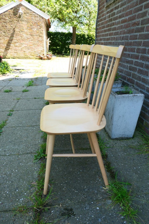 TON / Thonet Set di 4 sedie da pranzo 'Ironica' in legno chiaro – eetkamerstoelen, Wood (photo 2 of 11)