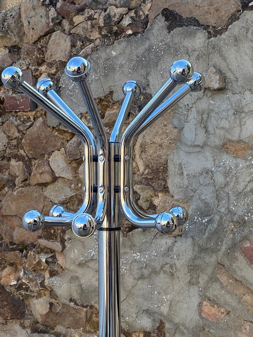 Vintage 1970 chrome-plated metal coat rack