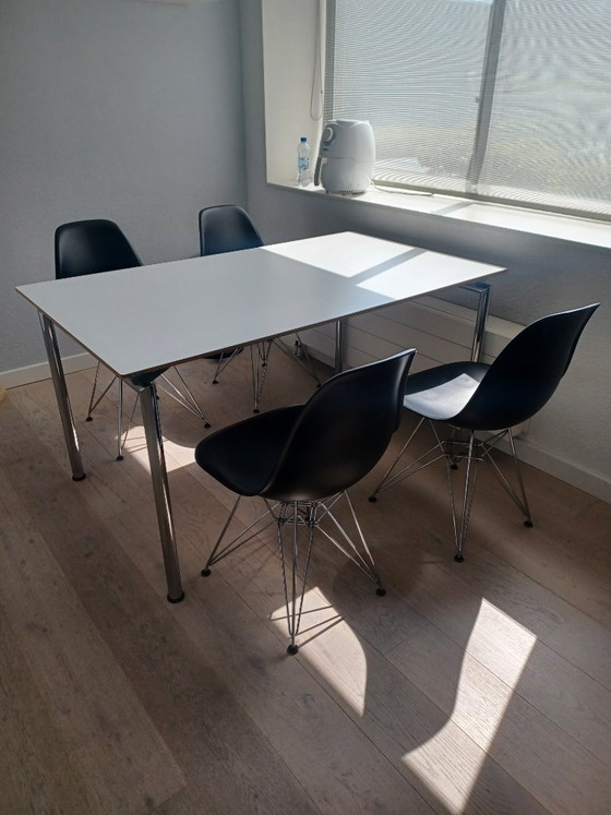 4 sillas Vitra Eames DSR – Sillas de comedor, rvs (photo 4 of 5)