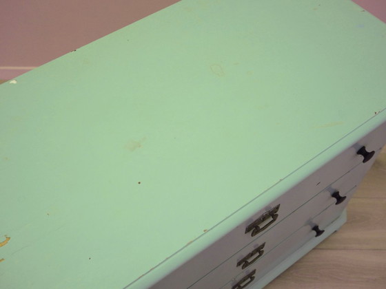 Solid pine chest of drawers painted green, three drawers, Denmark 1950s – Wood (photo 7 of 16)