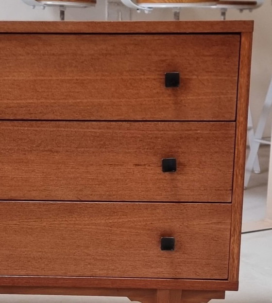 Cassettiera Mid Century – Credenze, Legno, Vintage (photo 6 of 17)