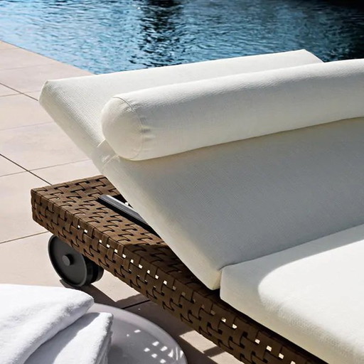B&B Italia Charles Sunbeds 90x205 cm LP € 6,000.