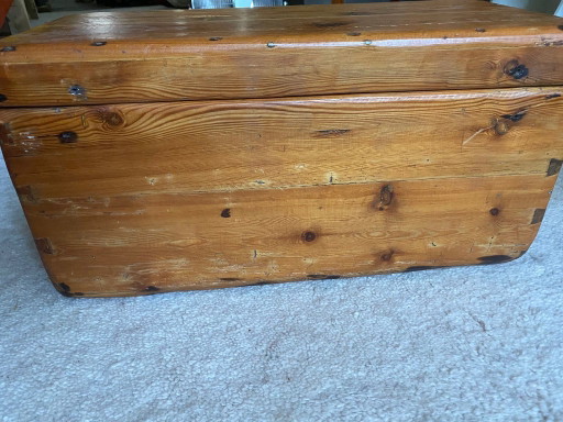 gorgious old French chest