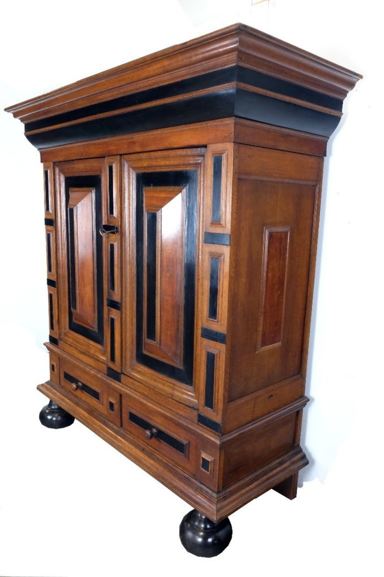 Image 1 of 18de eeuwse Hollandse Kussenkast / Dutch 18th century Kussenkast